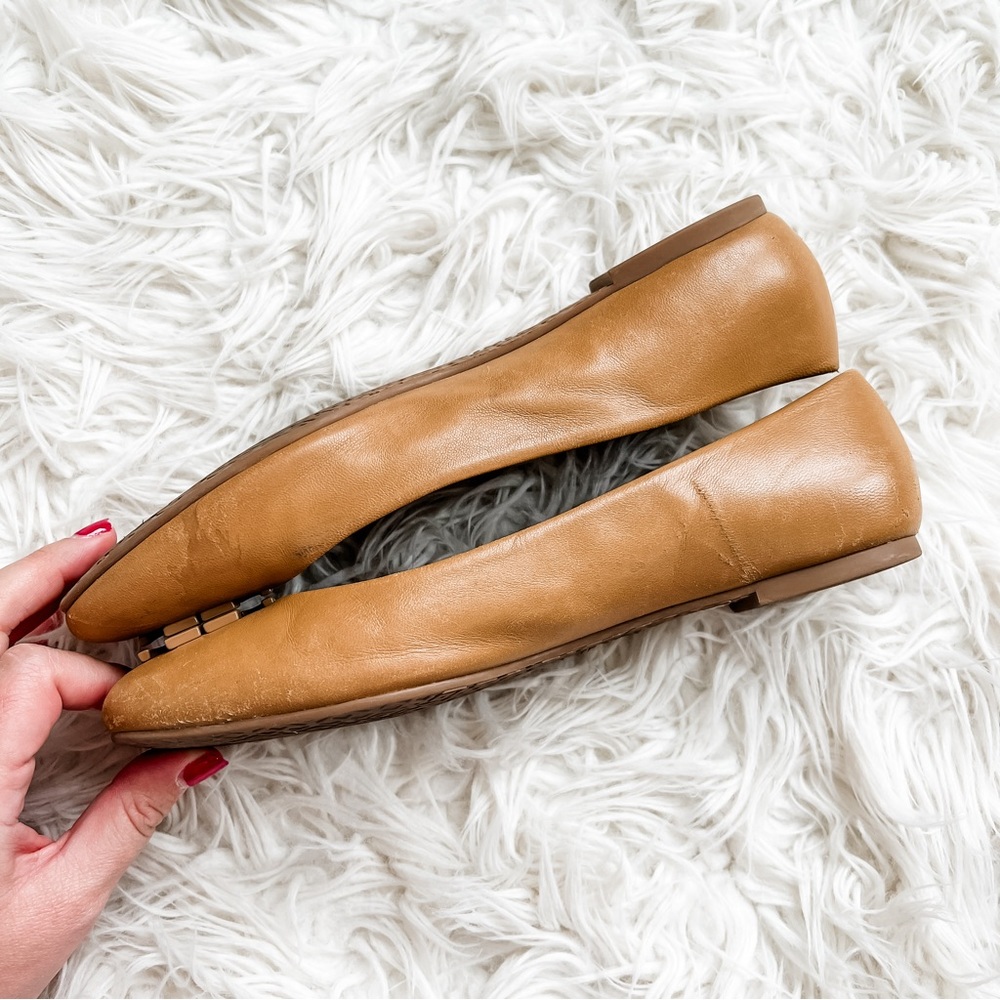 Tory Burch | Lowell 2 Tan Ballet Flats - Picture 3 of 9